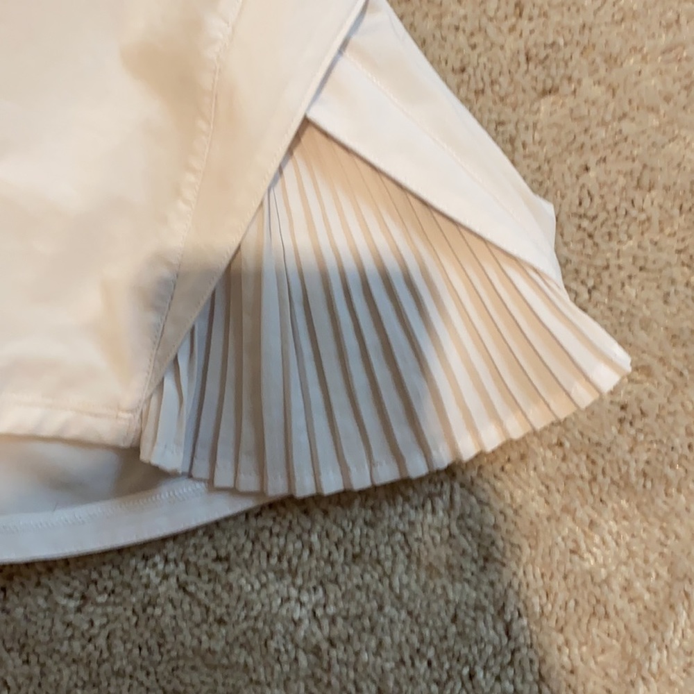 Lululemon skirt - Picture 4 of 5